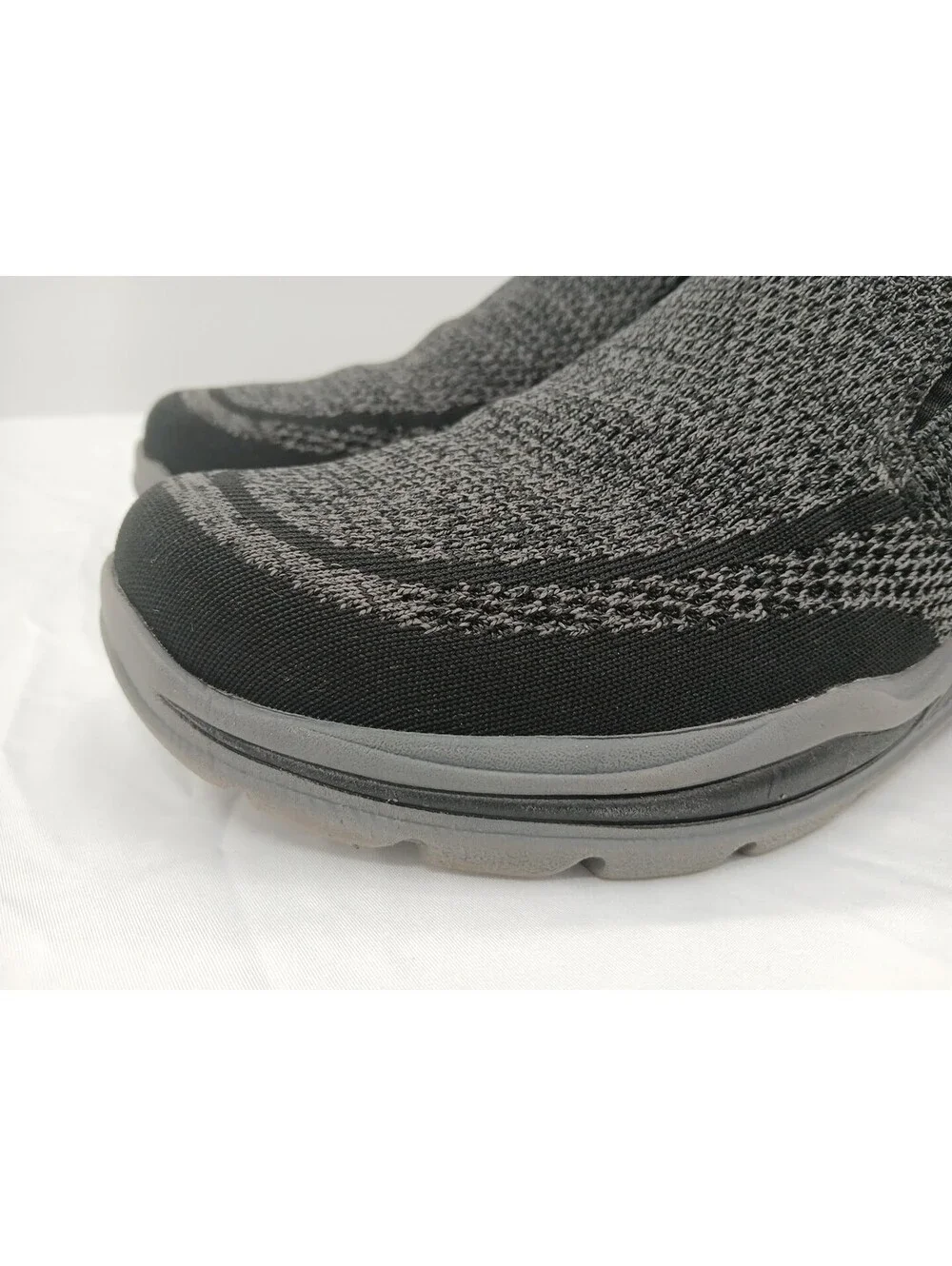 Skechers Air Cooled Arch Fit Shoes Mens 9.5 Gray Black Slip-on Loafers  Casual